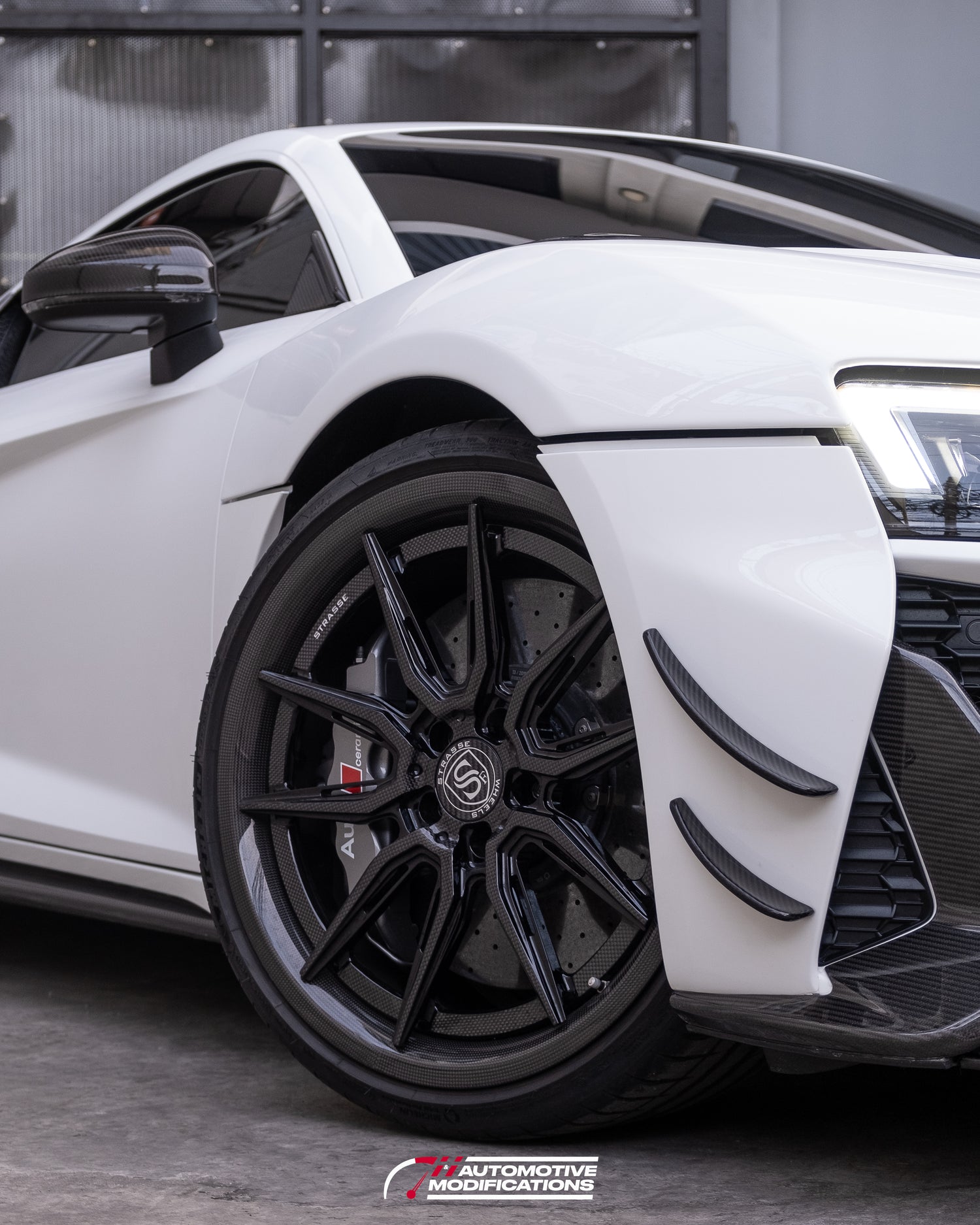 Audi R8 (White) – I&I Automotive Modifications